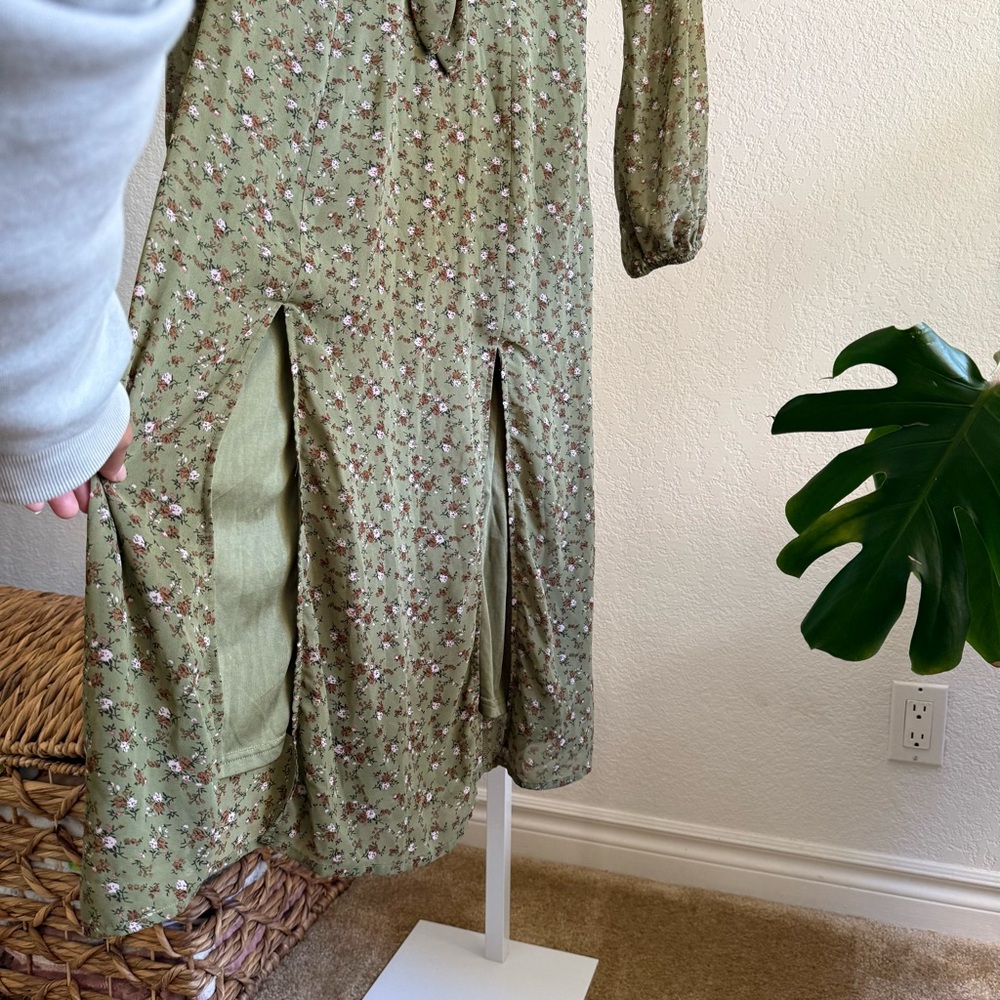 Nasty Gal Olive Floral Long Sleeve Midi Dress w/ Slits Size 6 Cottagecore Boho - Picture 6 of 12